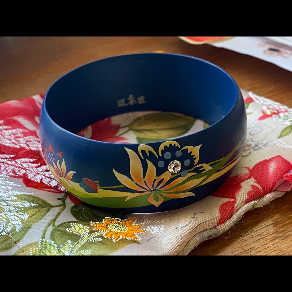 Wood braclet women